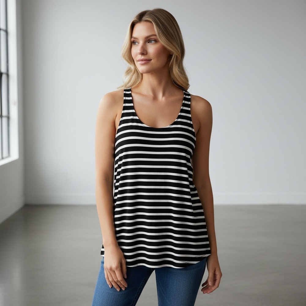 VS Pink | Black White Striped Tank Top Medium Scoop Neck Casual Lightweight
